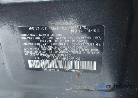 2017 Subaru Forester 2.5I Premium z USA, uszkodzony, nr VIN JF2SJAGC0HH439984